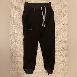 FIGS BLACK JOGGER SCRUBS XS PETITE